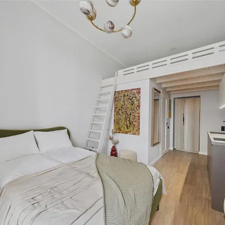 アパート Inviting Loft In Old Town リガ